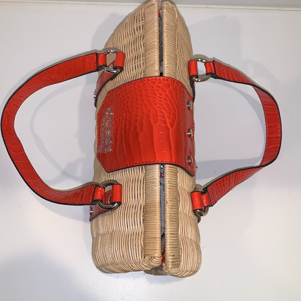 GUESS Paloma Satchel - Picture 9 of 16